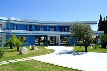 Montauro Hotel Club Cala Longa المظهر الخارجي الصورة