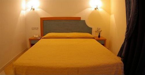 Montauro Hotel Club Cala Longa المظهر الخارجي الصورة
